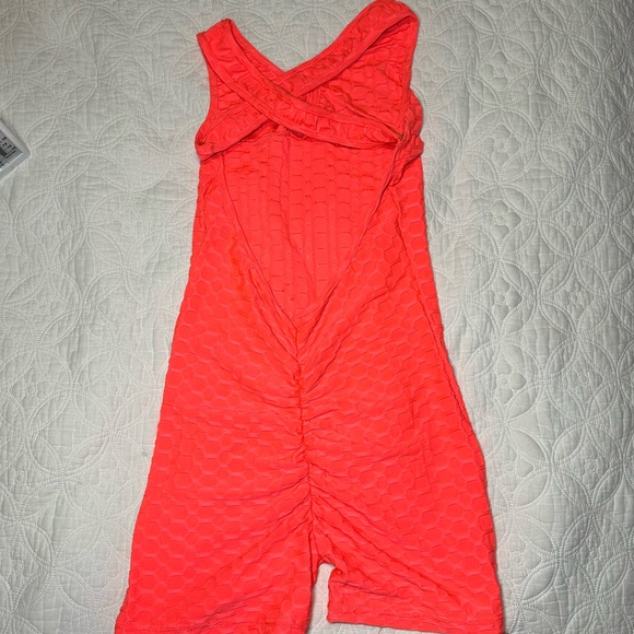 Gym Romper - Picture 3 of 3